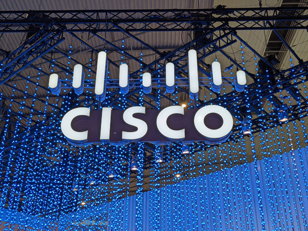 Cisco to manufacture in India