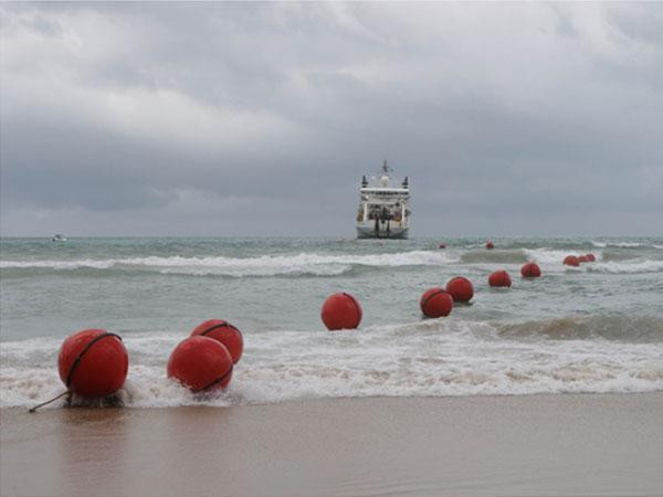 Internet access in the developing world: more than just a connectivity issue