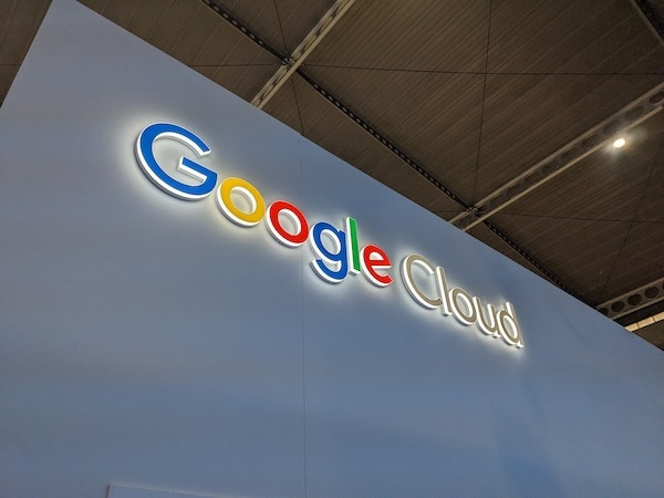 Google ship arrives in French Polynesia to survey cable routes