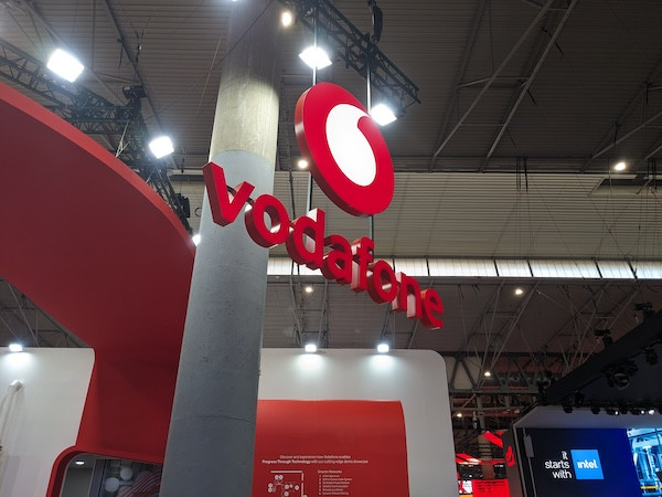 Vodafone exits Indus Towers with 3% share sale