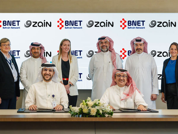 Zain Bahrain hands over fibre backhaul assets to BNET