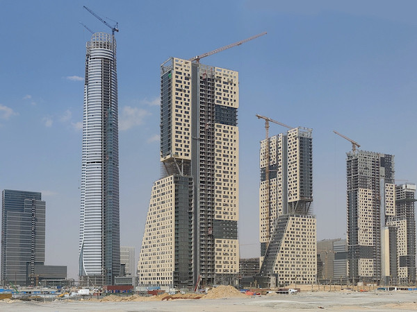 Telecom Egypt trials 5G, 1.2 Tbps DWDM and 50G PON