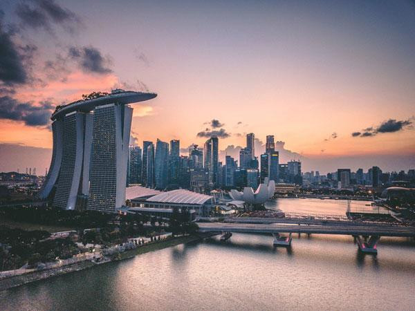 AIS, Maxis and Singtel federate APIs via new regional API exchange