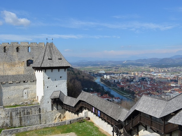 Telekom Slovenije turns on 5G SA network with gear from Ericsson