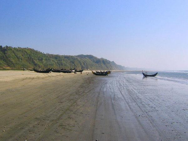 Bangladesh regulator proposes coverage study and lower spectrum prices