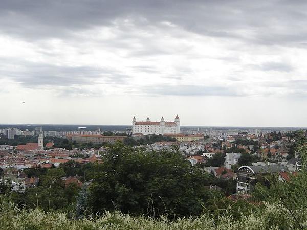 April 5G launches announced for Slovakia