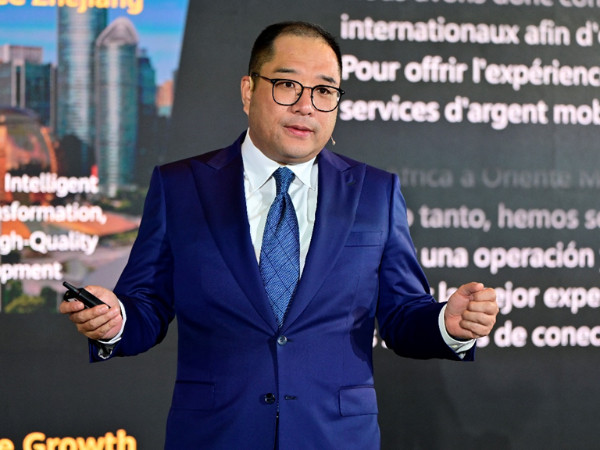 Embracing Digital Intelligence and Accelerating Operations Transformation with Telecom + AI