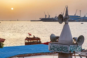 Telecom Egypt to extend Red2Med system to Taba with petabit link